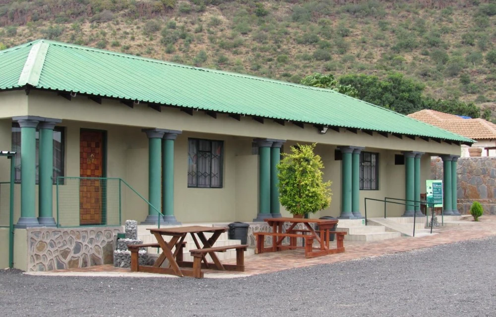 Motse River Lodge- About Img